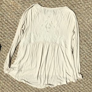 Long sleeve white shirt